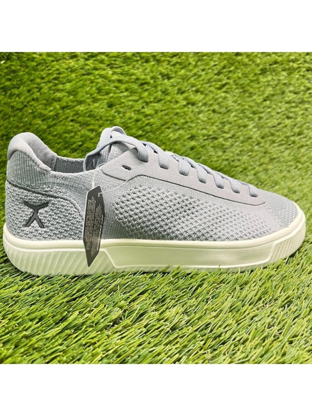 Flux Footwear Adapt Trainer Gray White Womens Size 7 Athletic Shoes Sneakers